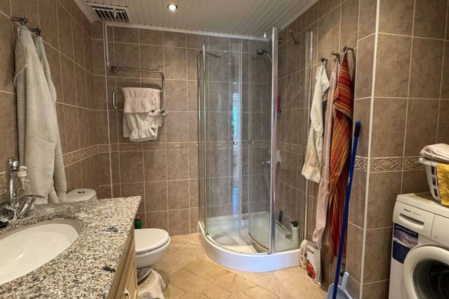 Property Detail